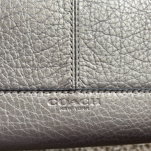 Mute Gray COACH wallet - Picture 2 of 6